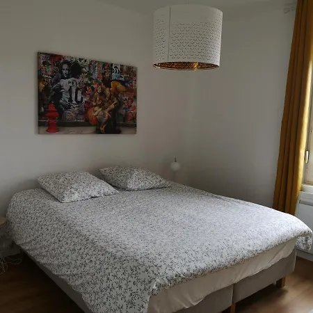 Luton Chic Apartmán *